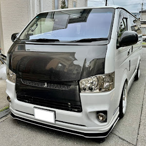 ハイエースバン TRH200V