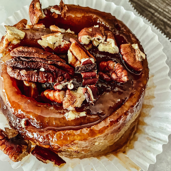 Pecan sticky bun