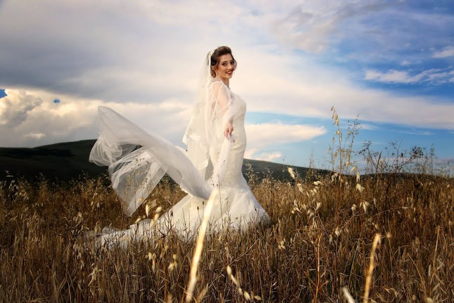 Fotógrafo de casamento Mert Uluhan (mertuluhan). Foto de 11 de julho 2020