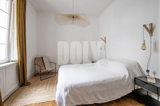 Buy this luxury apartment in Paris 18ème (75018)