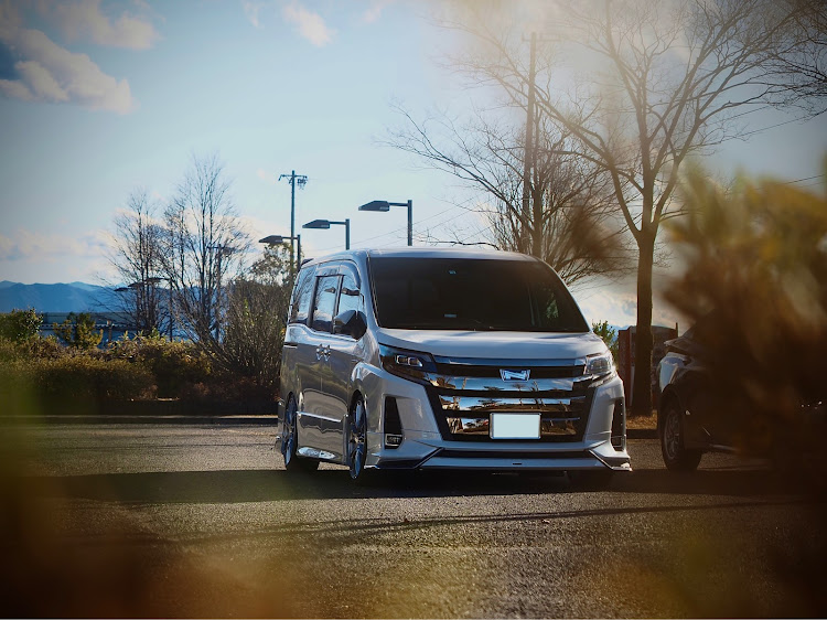 ノアの目指せPickUpCars・年末のご挨拶・大晦日・今年もあとわずか・コロナウイルスに負けるなに関するカスタム事例の投稿画像2枚目