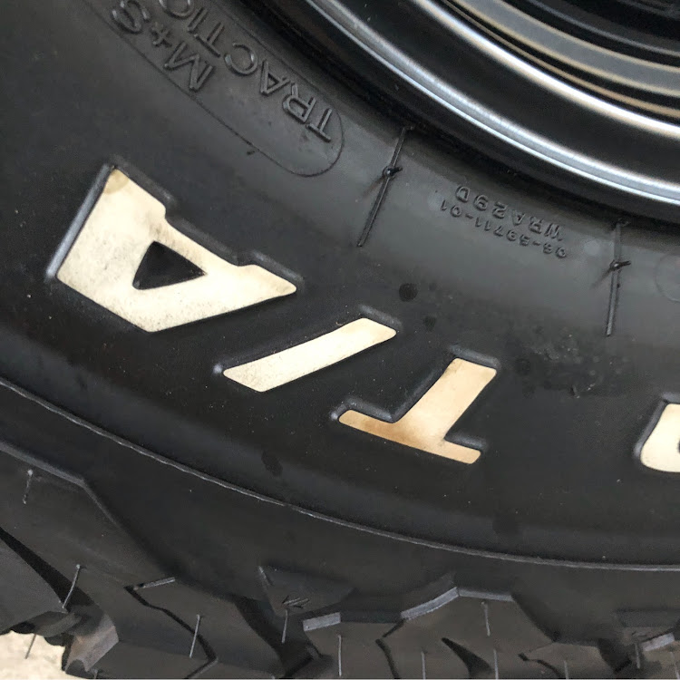 ランドクルーザープラド78のホワイトレター・タイヤ・洗車に関するカスタム事例の投稿画像3枚目
