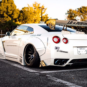 NISSAN GT-R R35