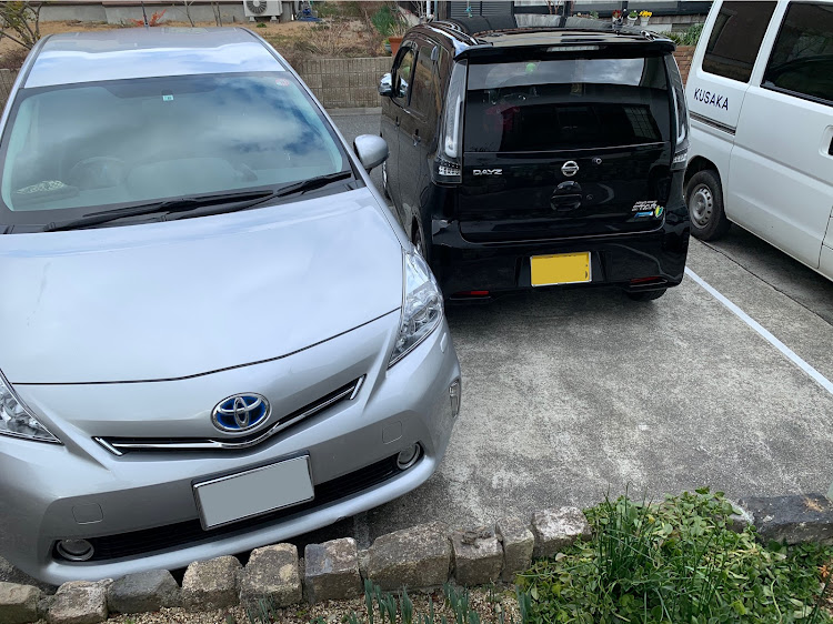 デイズハイウェイスターの迷惑駐車・#今日のプリウス・プリウスαに関するカスタム事例の投稿画像2枚目