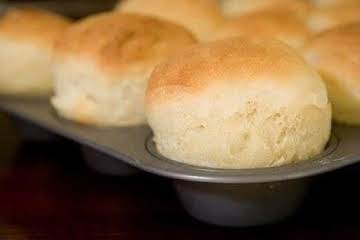 Momma's Easy No Yeast Dinner Rolls: