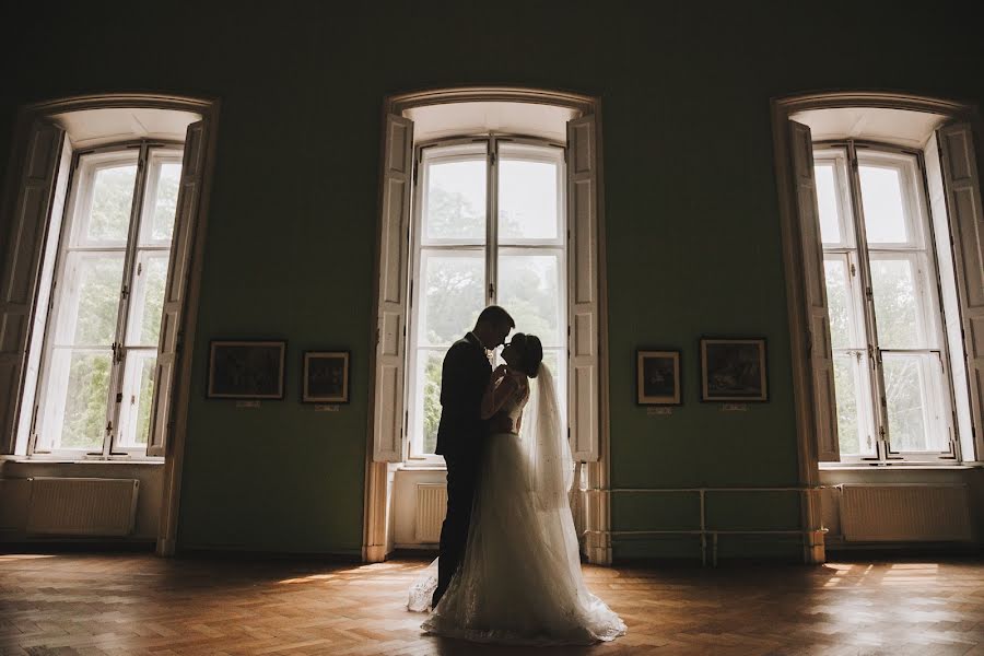 結婚式の写真家Dmitriy Kara (palichev)。2019 7月16日の写真