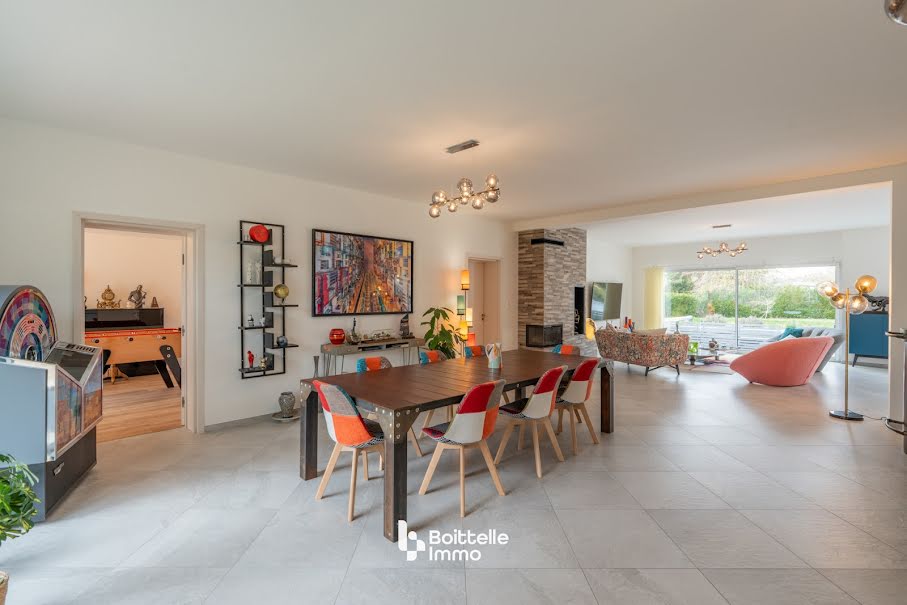 Vente maison 10 pièces 352 m² à Boissise-la-Bertrand (77350), 1 200 000 €