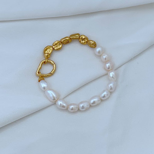 Title 5, Light Luxury Gentle Elegant Style Irregular Bar...