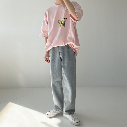 Title 4, Mens Loose Fitting Straight Jeans. Comfortable...