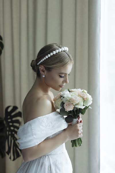 Wedding photographer Kseniya Averina (averinakseniya). Photo of 4 December 2022