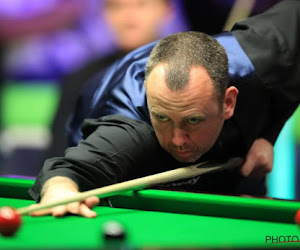 Mark Williams wint het WK snooker (en houdt woord over zijn naakte belofte)