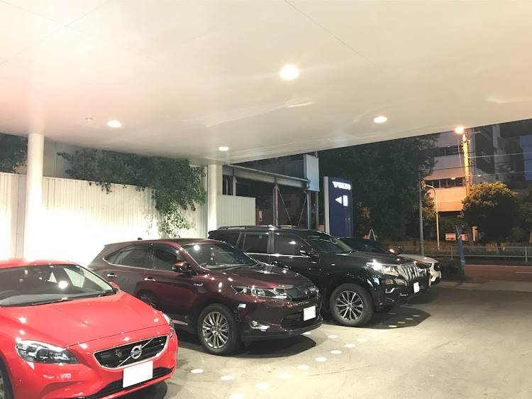 ランドクルーザープラドのXC40・中古車・レネゲード・V40CrossCountry・ランドクルーザー70に関するカスタム事例の投稿画像8枚目