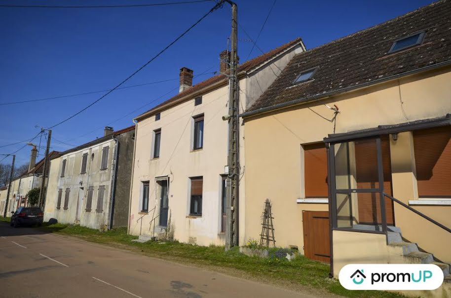 Vente maison 4 pièces 97 m² à Saint-Sauveur-en-Puisaye (89520), 90 000 €