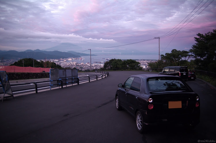 オプティ　ビークスのドライブスポット・夕暮れと愛車・秋の夕暮れ・いつもの場所に関するカスタム事例の投稿画像2枚目
