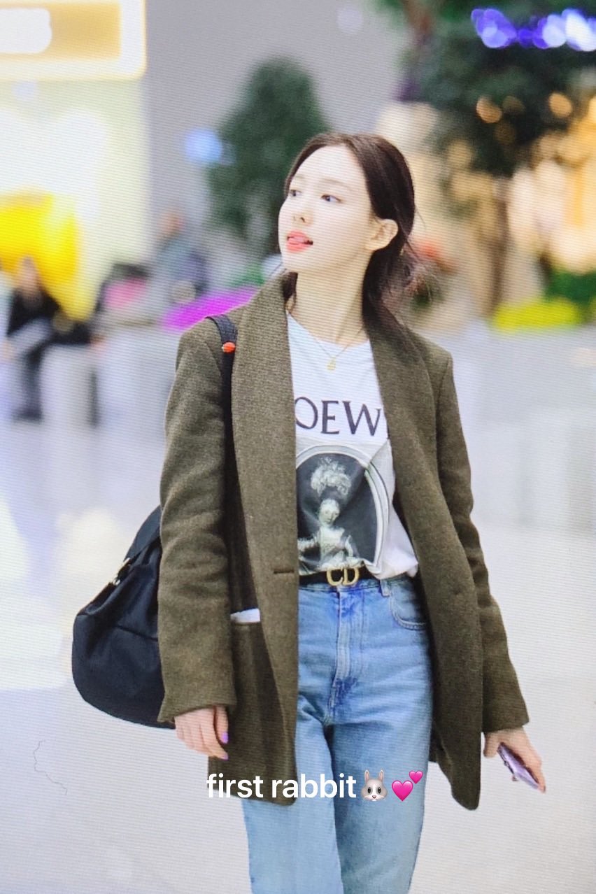 nayeon airport1