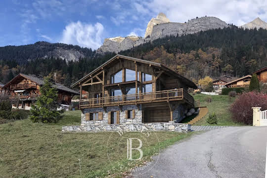 Chalet with panoramic view
