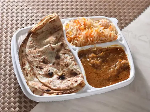 Chicken Gravy [1 Piece] With 1 Chicken Biryani And 2 Roti