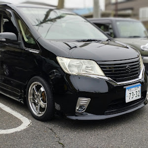 セレナ FC26