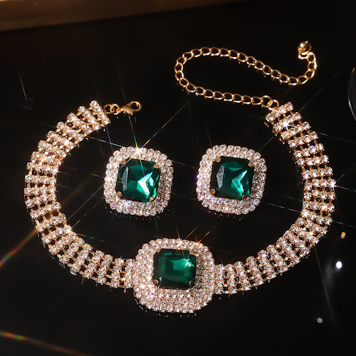 Title 13, Exaggerated Square Geometric Multi-layer Neckla...