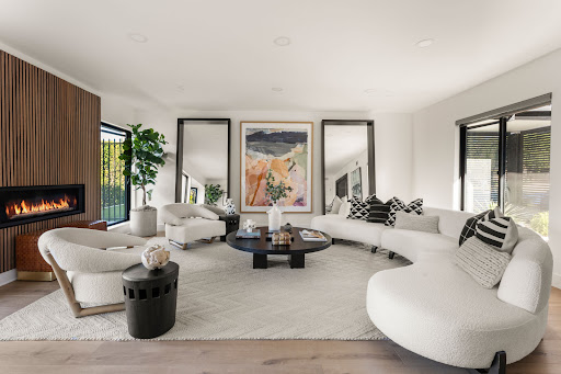 Maison contemporaine avec piscine et jardin 2