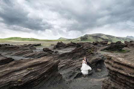 Fotógrafo de casamento Vitaliy Melikhov (vitaliimelikhov). Foto de 28 de julho 2019