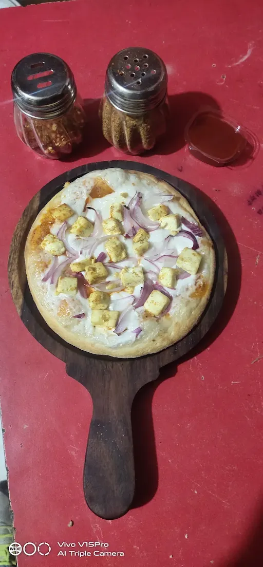 Paneer And Onion Pizza [7 Inches]