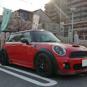 ミニ ハッチバック JCW