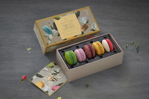 Assorted Macaron Box - 5Pc