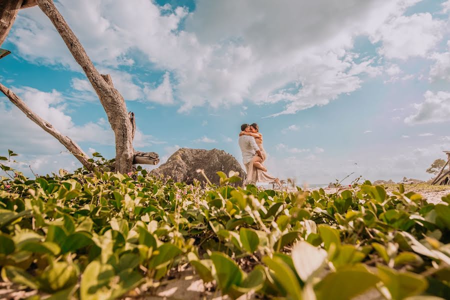 Wedding photographer René Luna (lasbodasderene). Photo of 15 September 2023