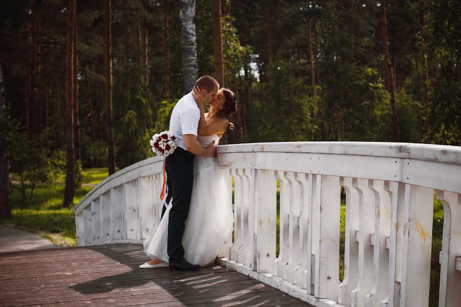 Fotografo di matrimoni Yuliya Tieva (tieva). Foto del 22 ottobre 2016