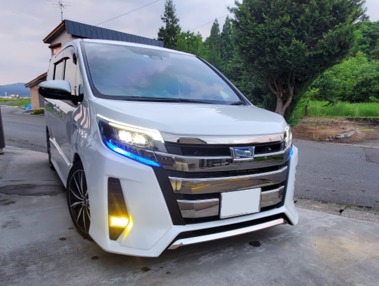 ノアのVulcans・シーケンシャルウインカー・シーケンシャルバルブ・楽天・値引きにクーポン最強コンボに関するカスタム事例の投稿画像8枚目