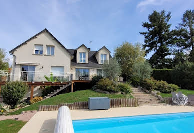 Villa avec piscine et jardin 15