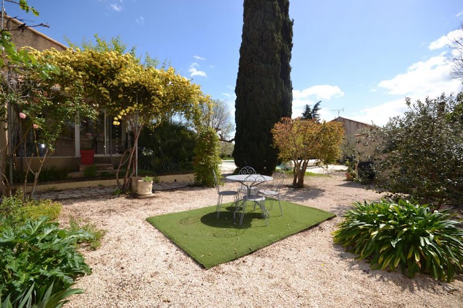 Vente villa 8 pièces 224 m² à Nimes (30000), 499 000 €