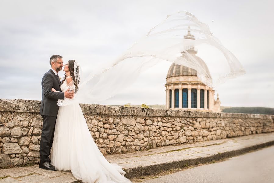 Fotografo di matrimoni Salvo Gulino (salvo). Foto del 4 maggio 2020