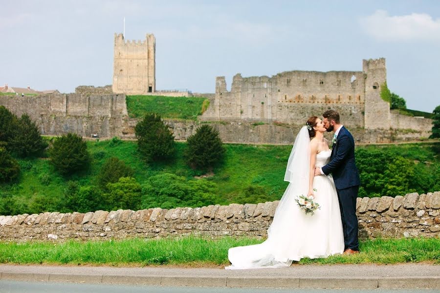 Fotografo di matrimoni Emily (silverbirdphoto). Foto del 2 luglio 2019