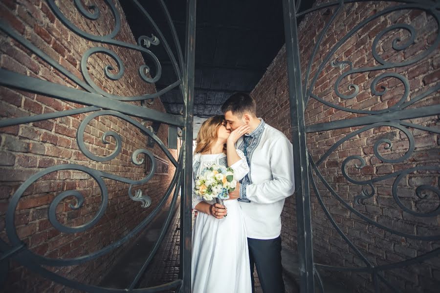 Wedding photographer Oleksandr Shevchuk (shinjukyo). Photo of 24 May 2019