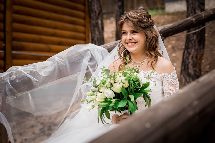 Fotógrafo de casamento Yuliya Nikitina (juliyaniki). Foto de 15 de agosto 2020