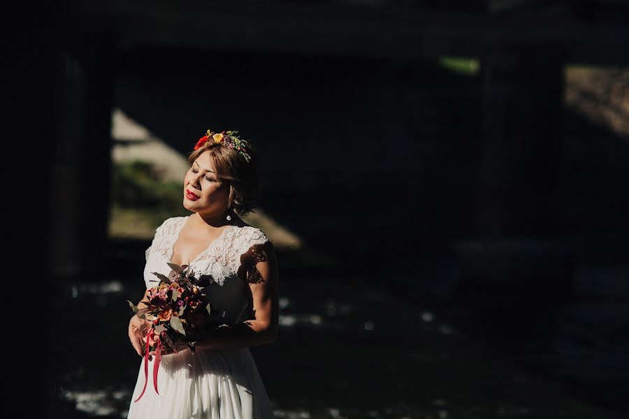 Fotógrafo de casamento Artem Suvorov (tomsuvorov). Foto de 27 de maio 2017