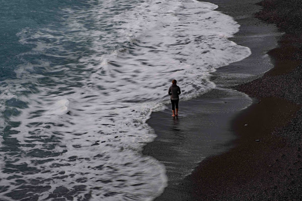 La malinconia ha onde come il mare...... di Gian Piero Bacchetta