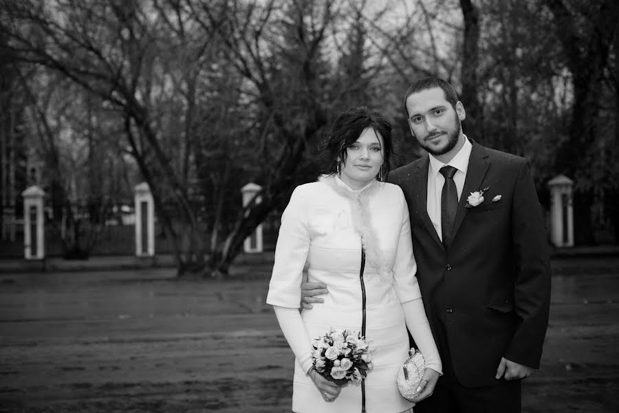 Fotógrafo de bodas Sergey Savchenko (elikx). Foto del 4 de abril 2016