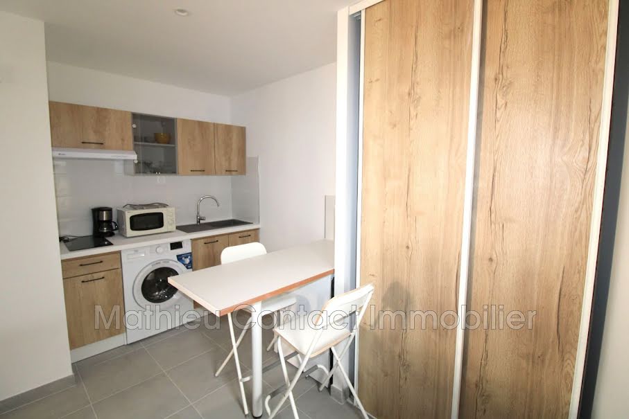 Location meublée appartement 1 pièce 19.66 m² à Nimes (30000), 475 €