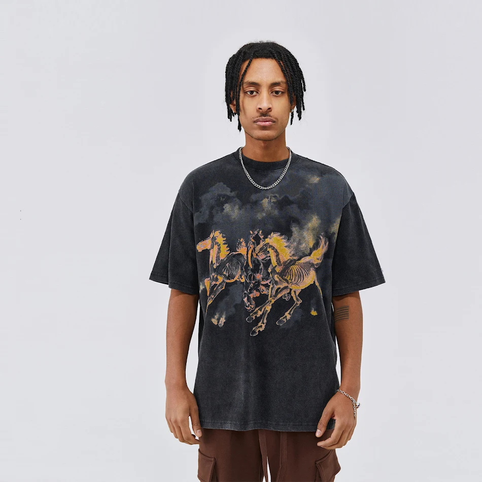 T-shirt à manches courtes Street Tide pour homme avec imprimé crâne de flammes et cheval, look streetwear, confortable, parfaite pour un style tendance et estival.