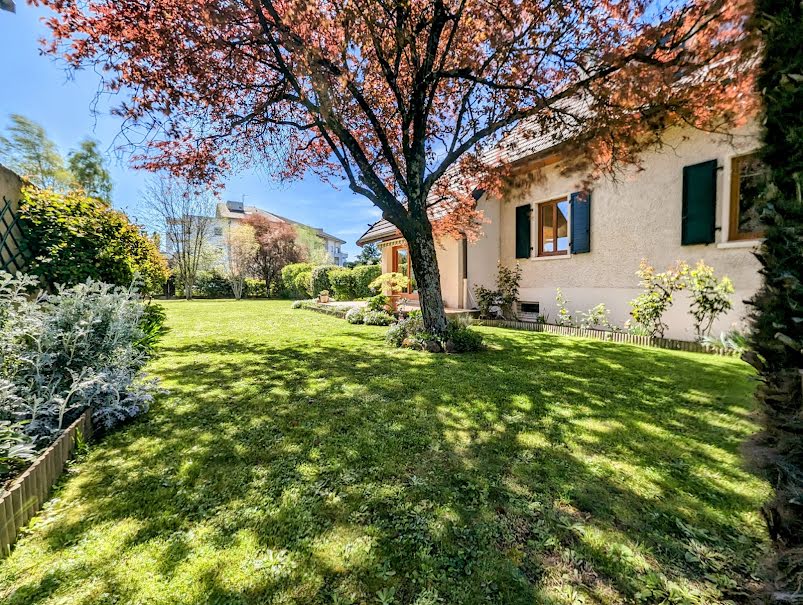 Vente villa 6 pièces 169 m² à Ville-la-Grand (74100), 760 000 €