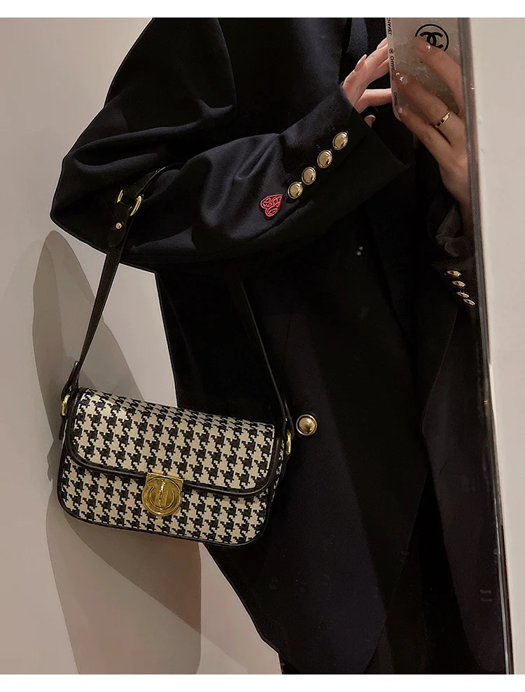 Title 4, Bolsa Baguete Houndstooth Feminina de um ombro,...