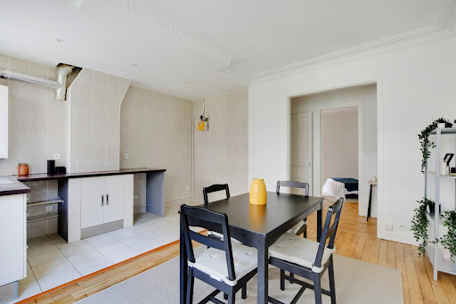 Apartment 5