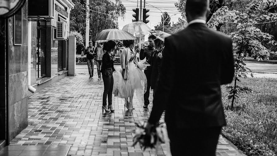 Fotógrafo de casamento Vasiliy Deyneka (vdeineka). Foto de 25 de março 2018