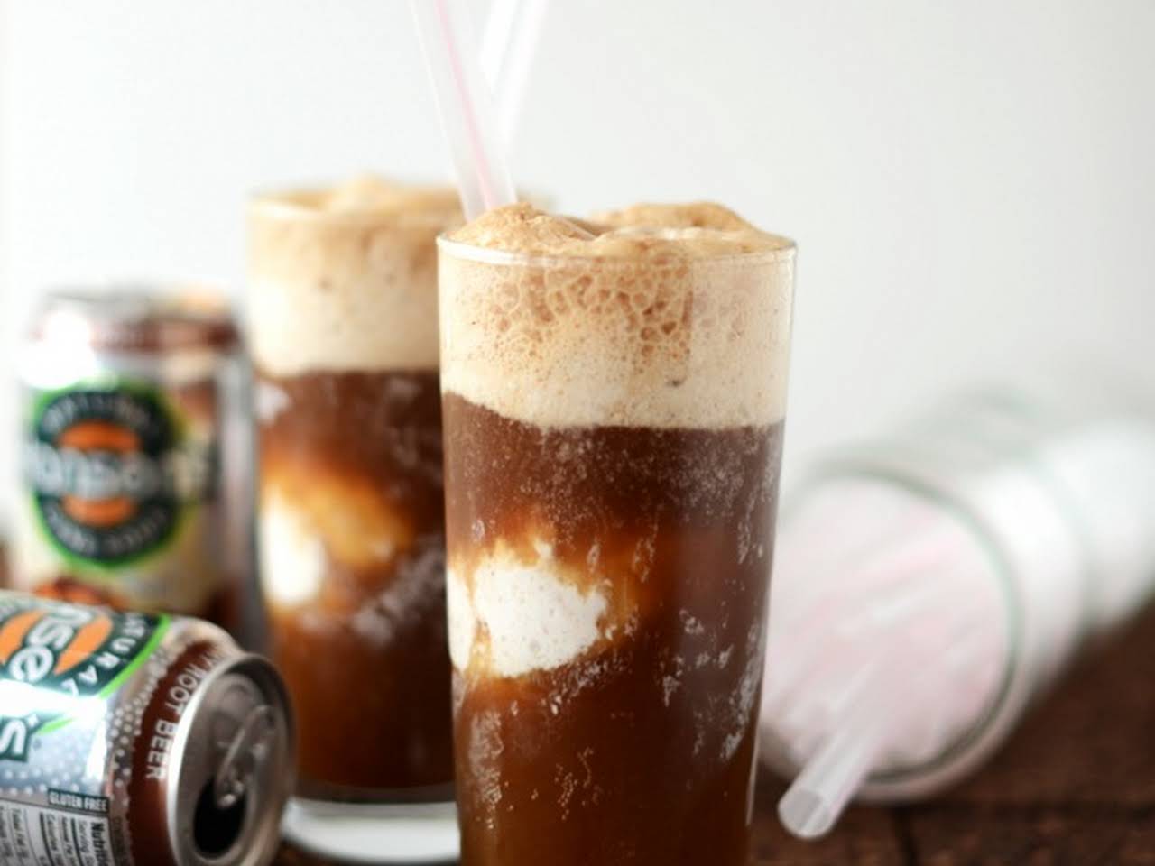 Bourbon Root Beer Ice Cream Floats - The Kitchen Magpie