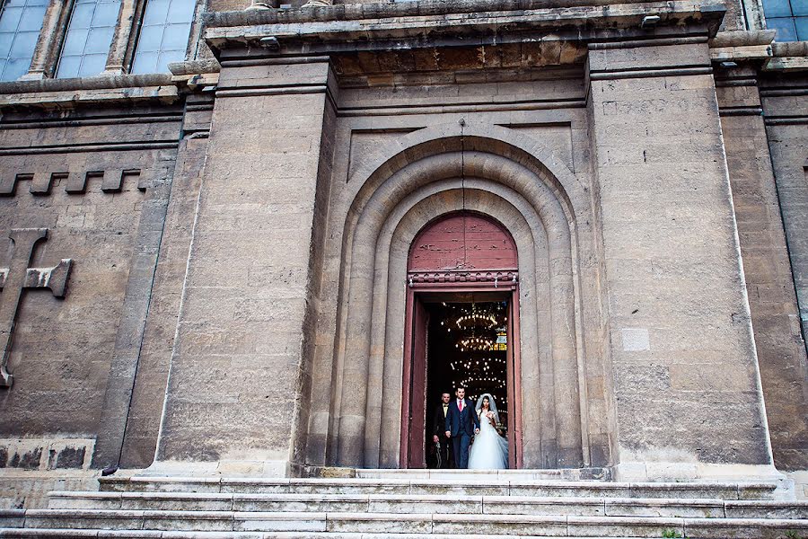 Wedding photographer Detelina Krasteva (dkrasteva). Photo of 12 June 2020