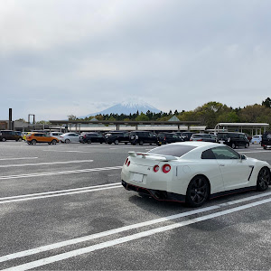 NISSAN GT-R R35