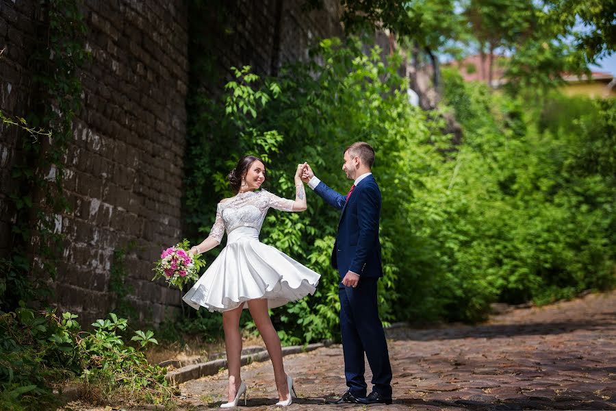 Wedding photographer Ekaterina Trifonova (trifonova). Photo of 11 June 2017